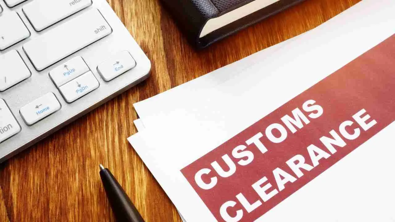 What is the Customs Clearance Process? 1 通関手続きとは何ですか?